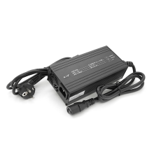 Зарядний пристрій для акумуляторів Li-ion 12V(12,6V),3S,15A,штекер Triangle plug (T-tipe/IEC/C13 N+L-) LED-індикація, 137x90x50mm