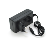 Зарядний пристрій для акумуляторів Li-ion 12V(12,6V,BOX,Q200)